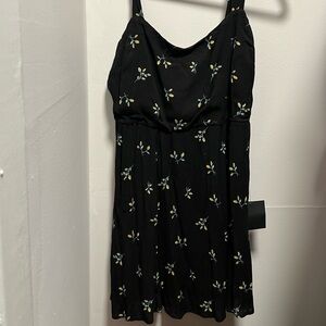 Lulus Black Floral Dress NWT – Medium